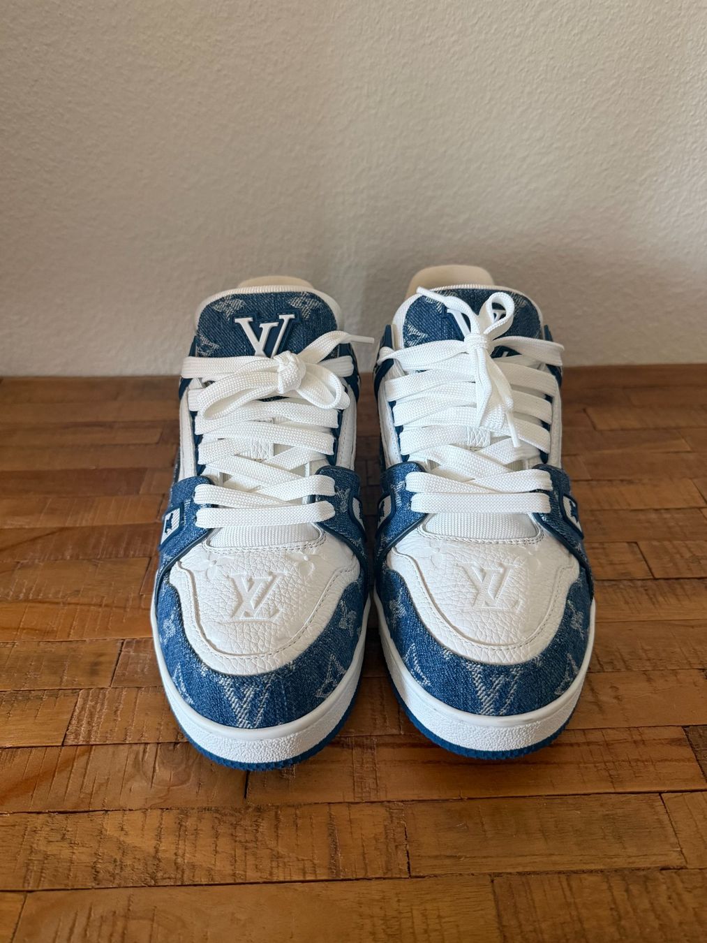 Louis Vuitton Scarpe da uomo: Louis Vuitton LV Trainer Denim Blue Gr.39 – Nuovo (secondo la descrizione) da Zürich venduto da flexzhr 2