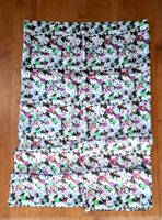 SEIDENSTOFF MIT BLUMENMUSTER, 400 x 110 CM