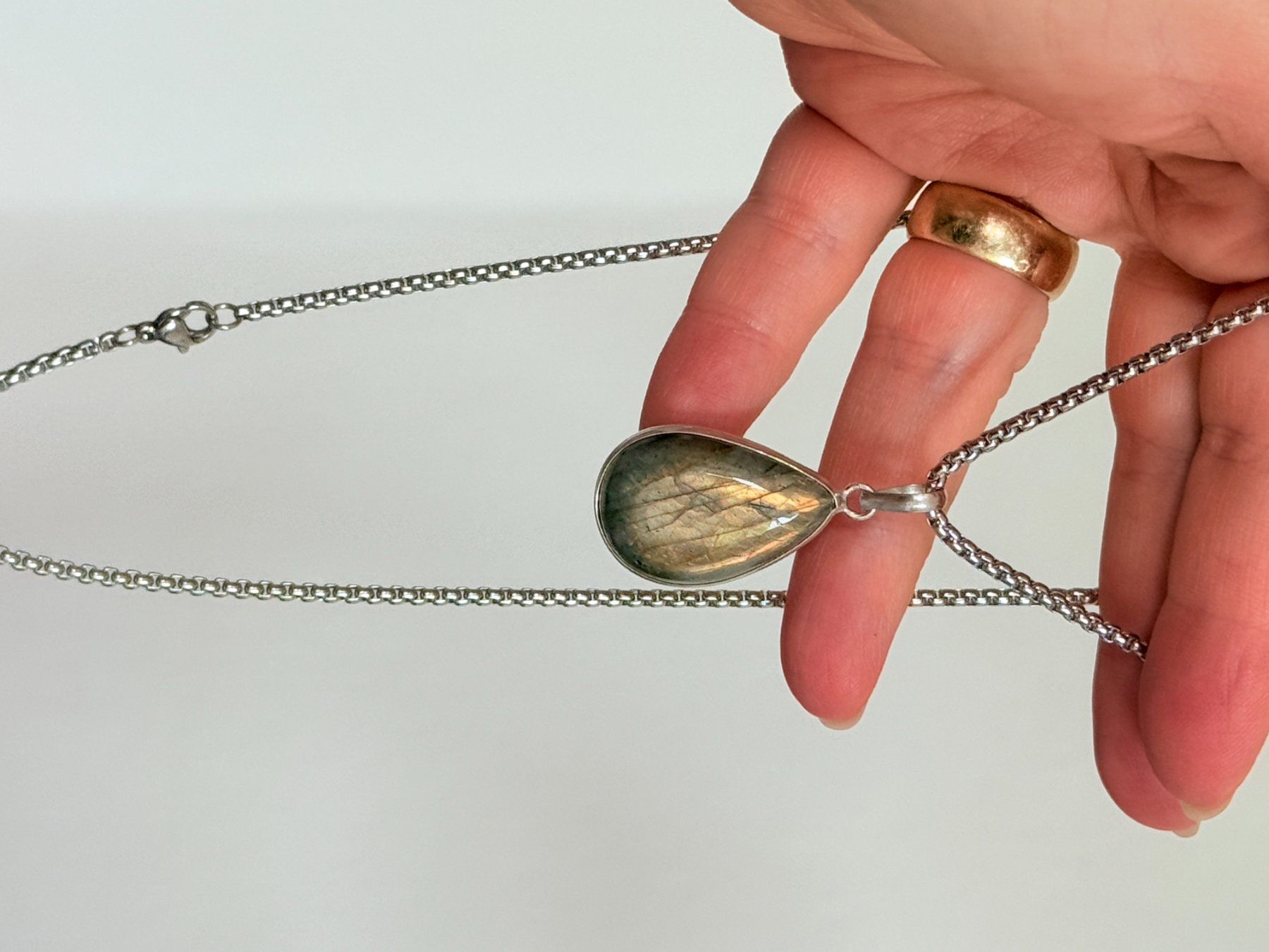 Colliers: Collier avec Labradorite – Neuf avec emballage d'origine à Genève par AWWA 8