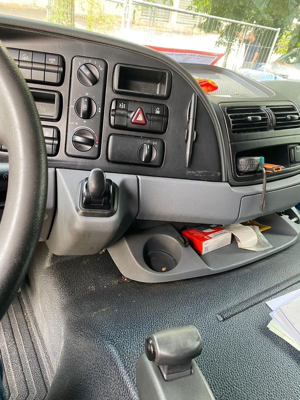 Mercedes-Benz Autocarri: Camion Mercedes 1841 – Usato da Courrendlin venduto da alu_r525 3
