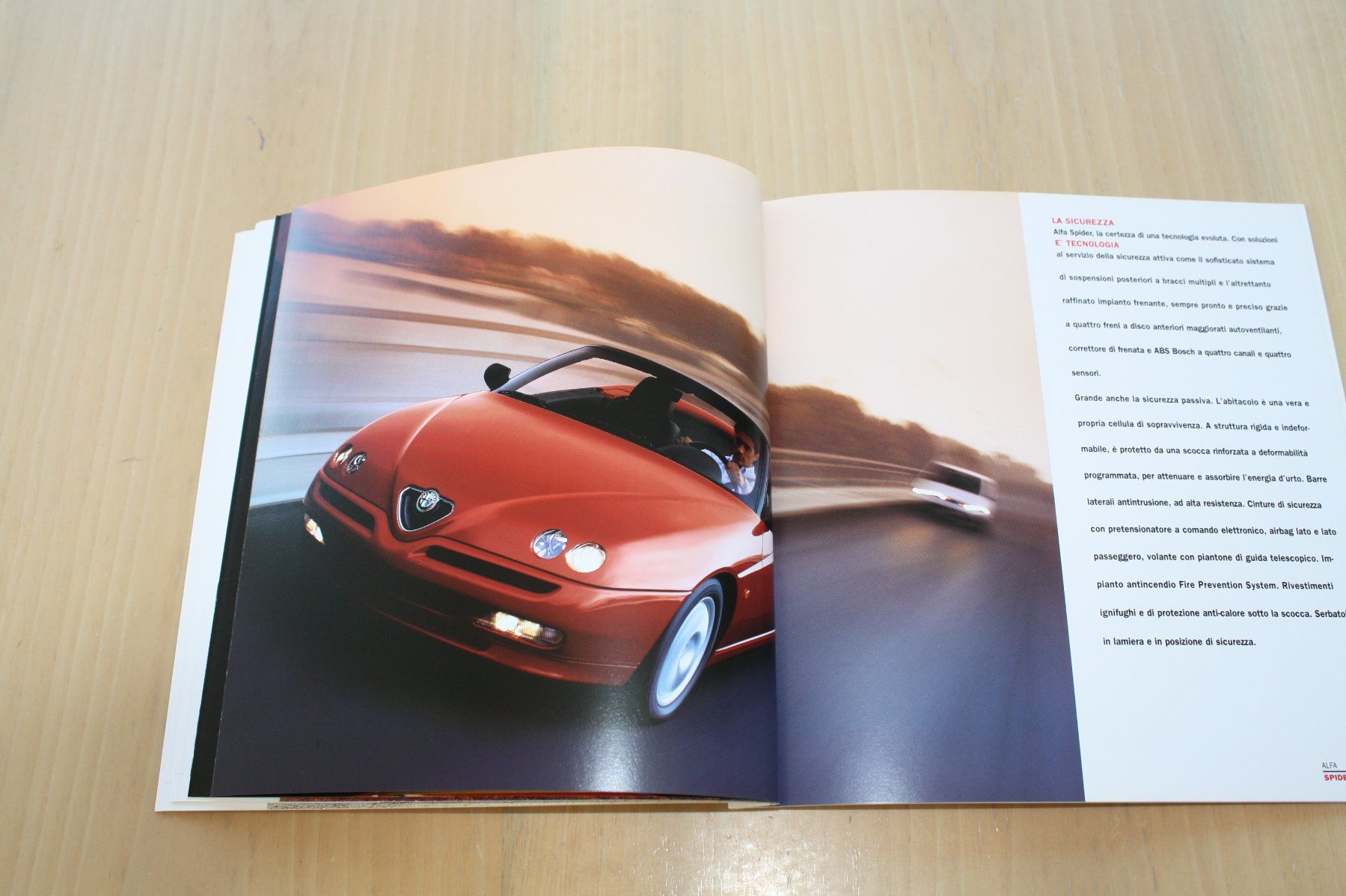 Alfa Romeo Documenti: Alfa Spider Prospekt 8/2001 Italienisch – Usato da Wikon venduto da erwin400 6
