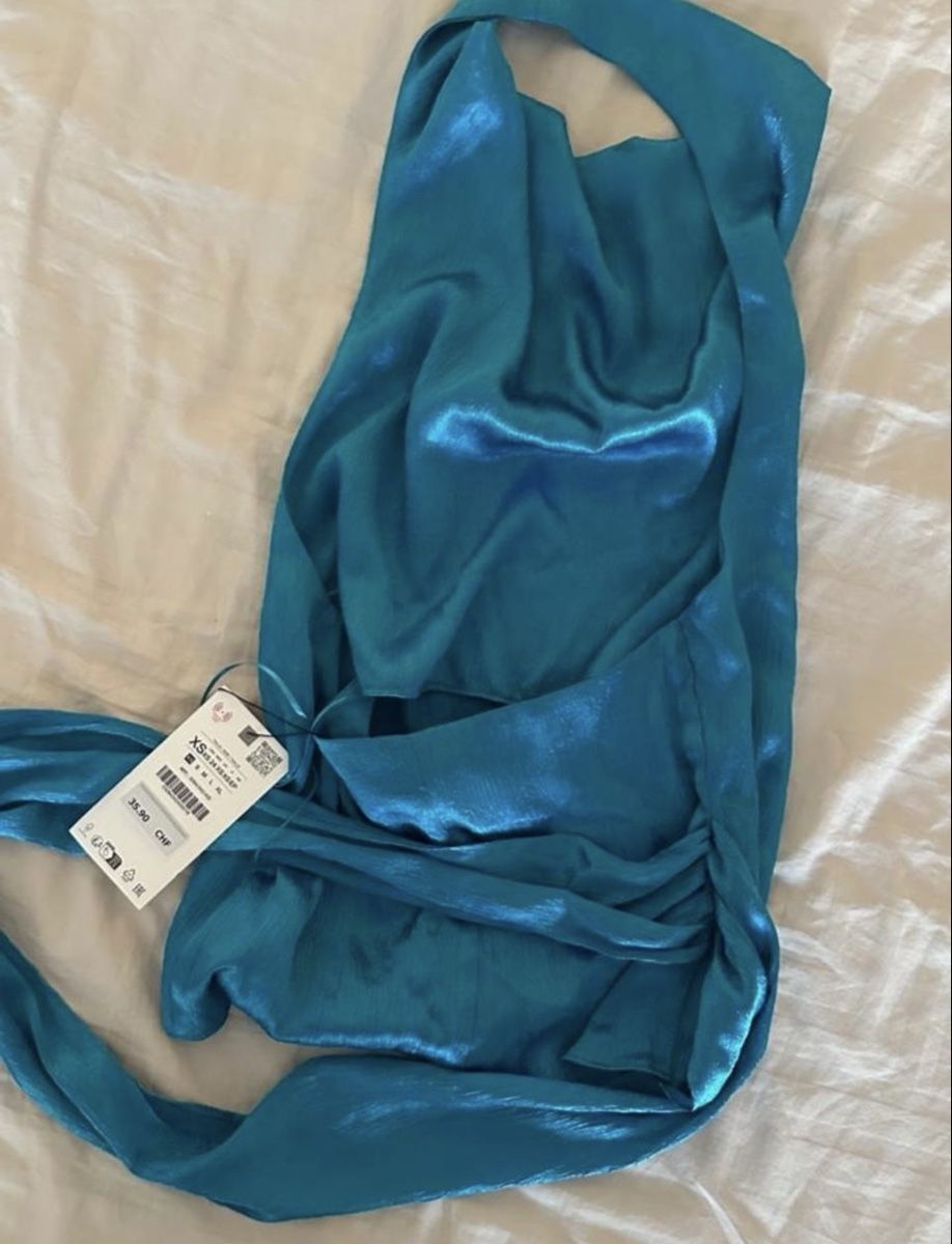 Zara Blusen, T-Shirts & Tops: Zara Halterneck Top – Neu (gemäss Beschreibung) aus Zürich von pop_wv8q 2