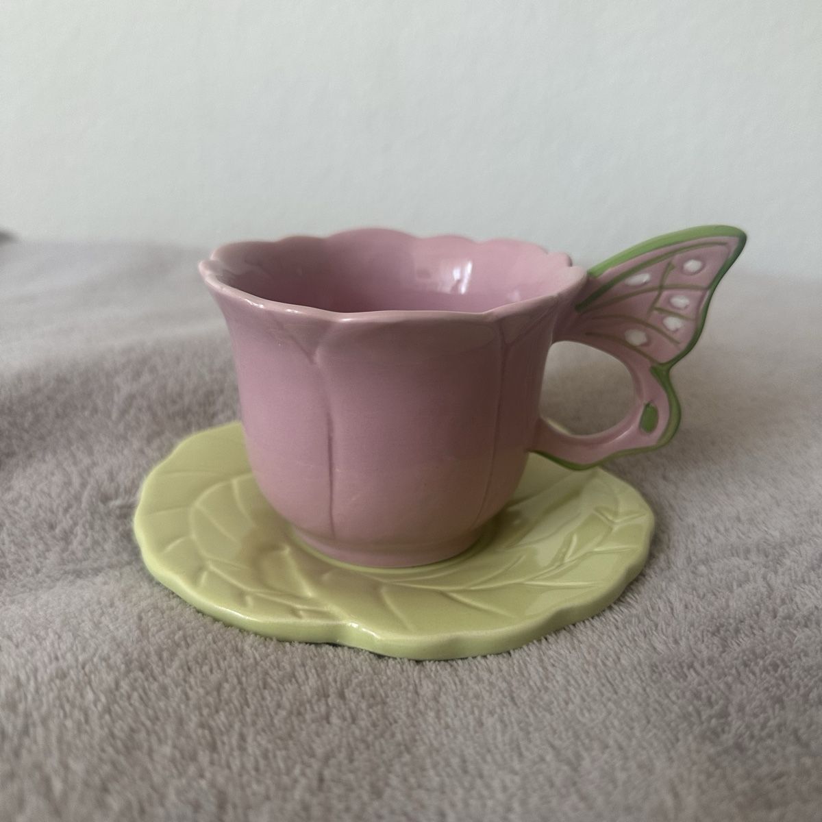 Tassen: Tasse et soucoupe papillon floral – Neu und originalverpackt aus Givisiez von dor_xb9k
