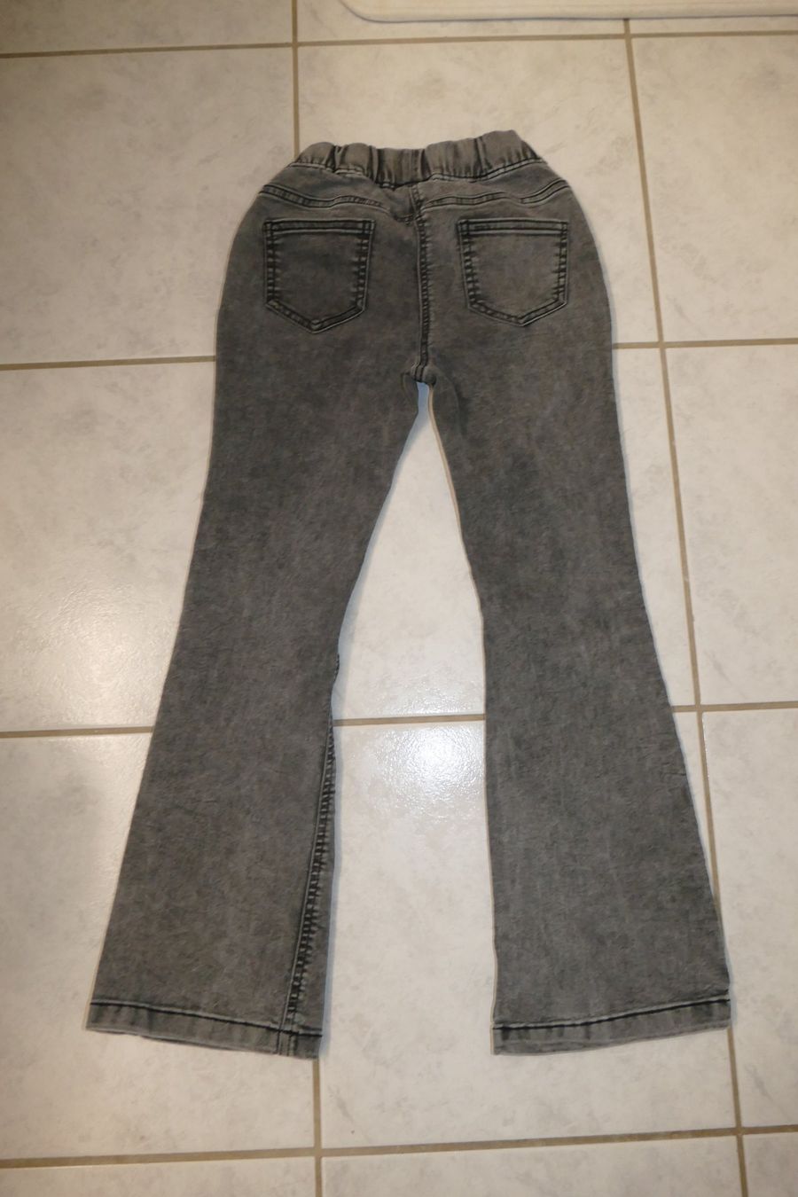 C&A Pantaloni: C&A: Jeanshose Gr. 140 – Usato da Niederhasli venduto da Flash32 2