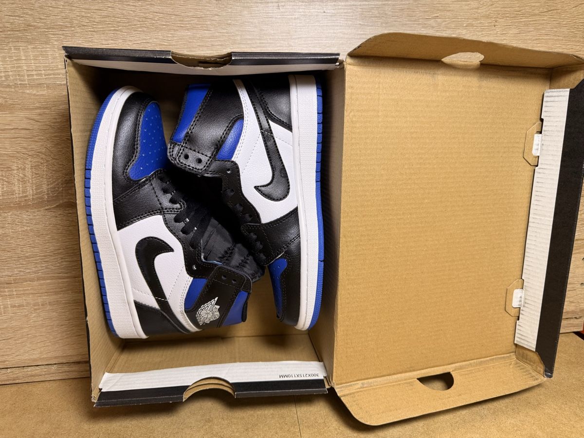 Jordan Scarpe da uomo: Jordan 1 – Nuovo (secondo la descrizione) da Lausanne venduto da Piko-piko 3