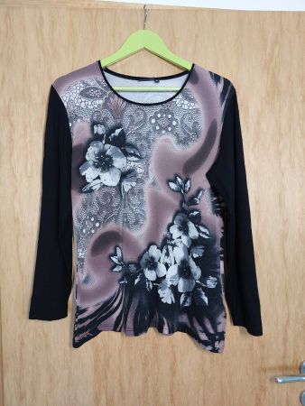 Shirt Gr. 42 Gabriella K.