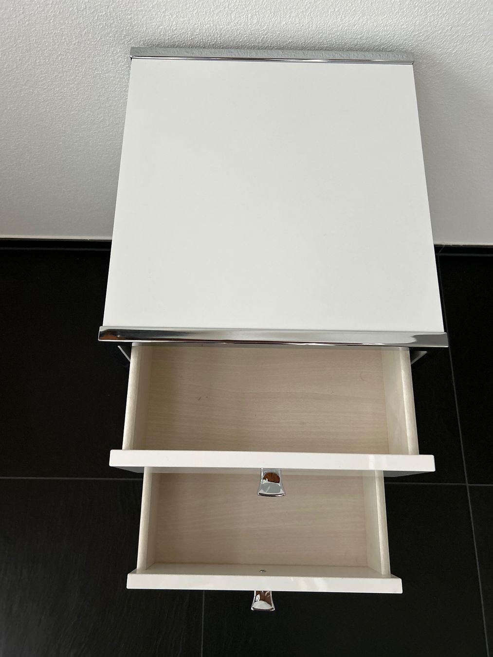 Comodini: Nachttisch ideal für Boxspringbett – Usato da Ennetbürgen venduto da xxTinixx 3