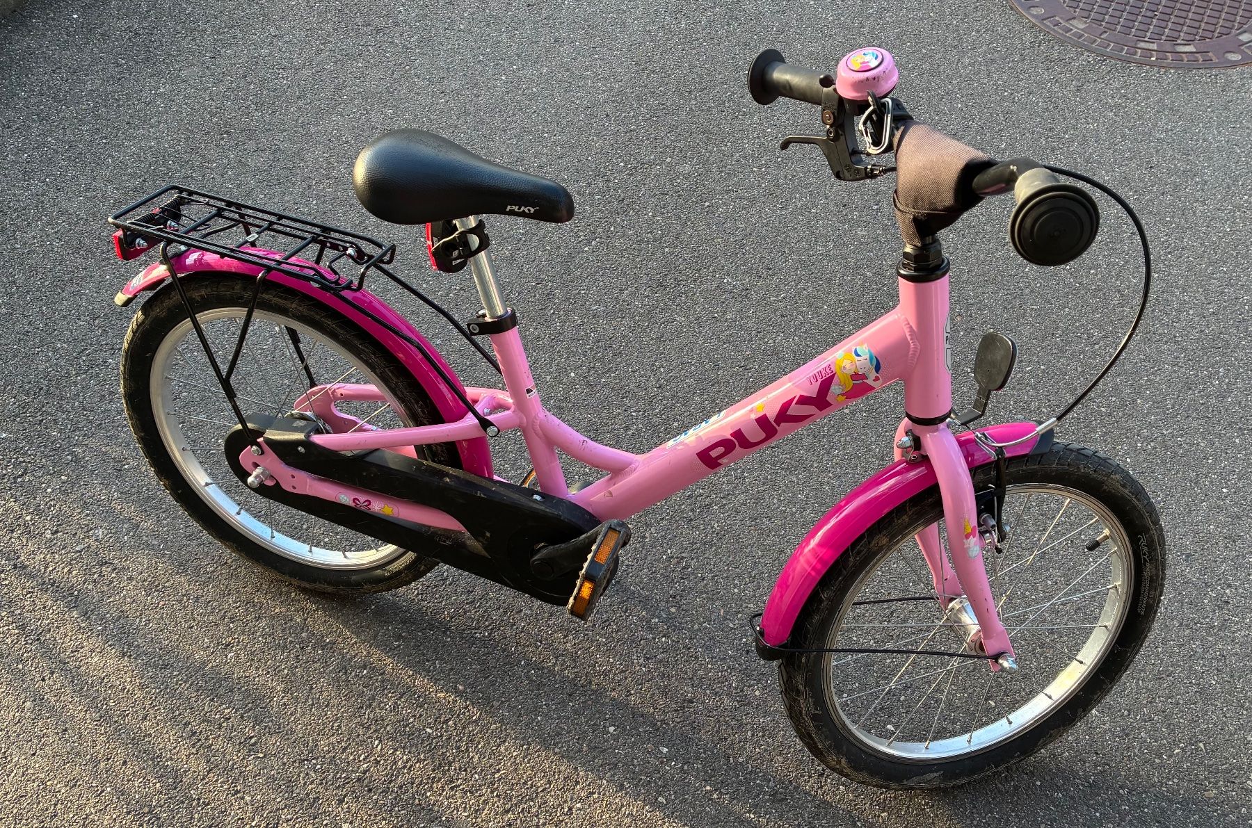 Velos: Puky Kinderfahrrad, 16 Zoll, rosa, Top Zustand für den Fr... – Gebraucht aus Jonschwil von Saphir0