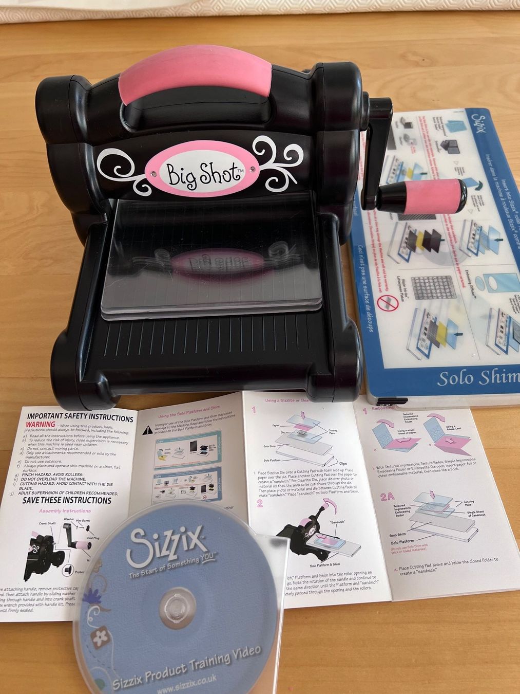 Alle Maschinen: Sizzix Big Shot – Gebraucht aus Bernex von isa_c5fr