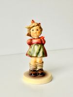 Süsse Goebel Hummel Figur Mädchen mit Schleife auf Kopf