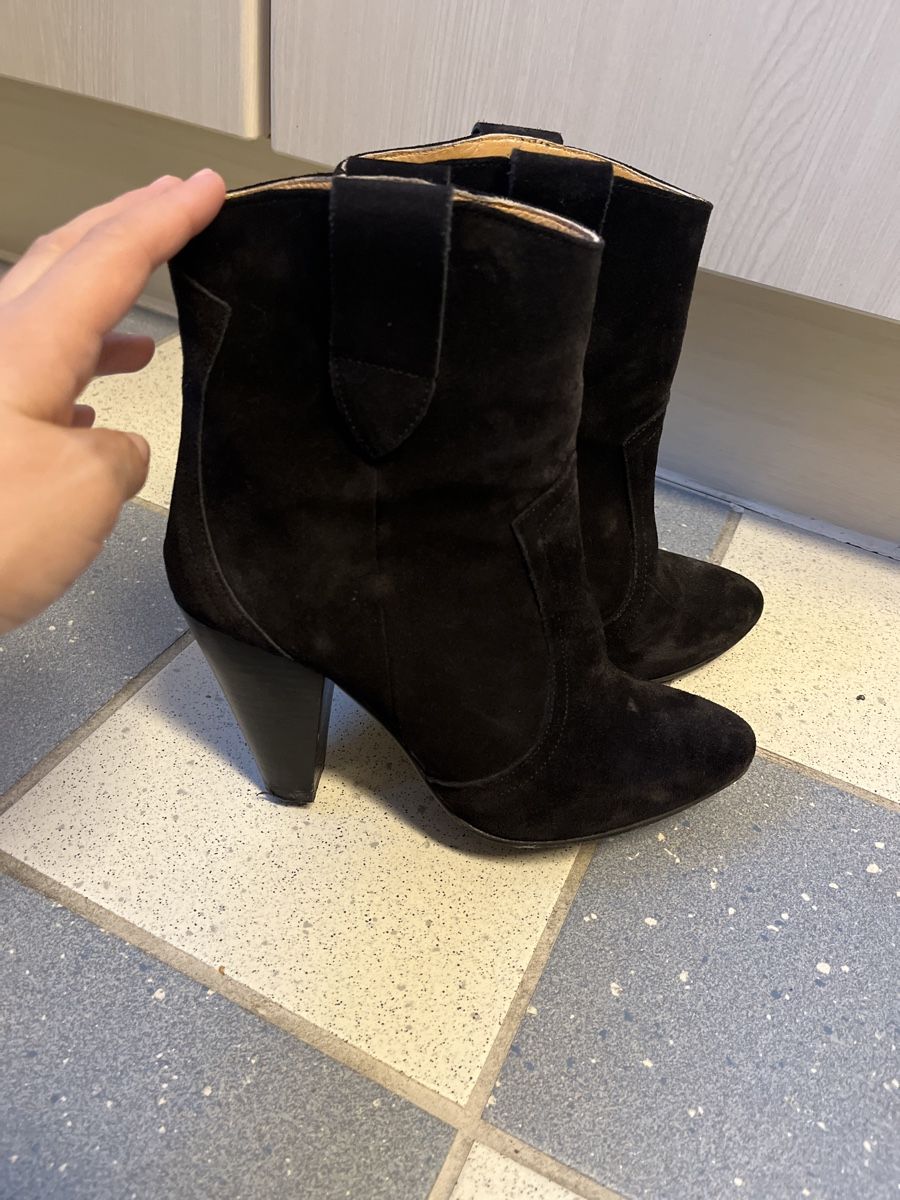 Navyboot Scarpe da donna: Schwarze Wildlederstiefel Grösse 38 – Usato da Uster venduto da Kalici1 2