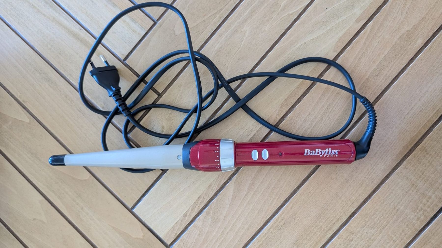 BaByliss Lockenstäbe & Haarglätter: Babyliss Lockenstab – Gebraucht aus Au SG von and_cra
