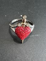 Anello Disney cuore rosso, spada dorata. Biancaneve! (58)