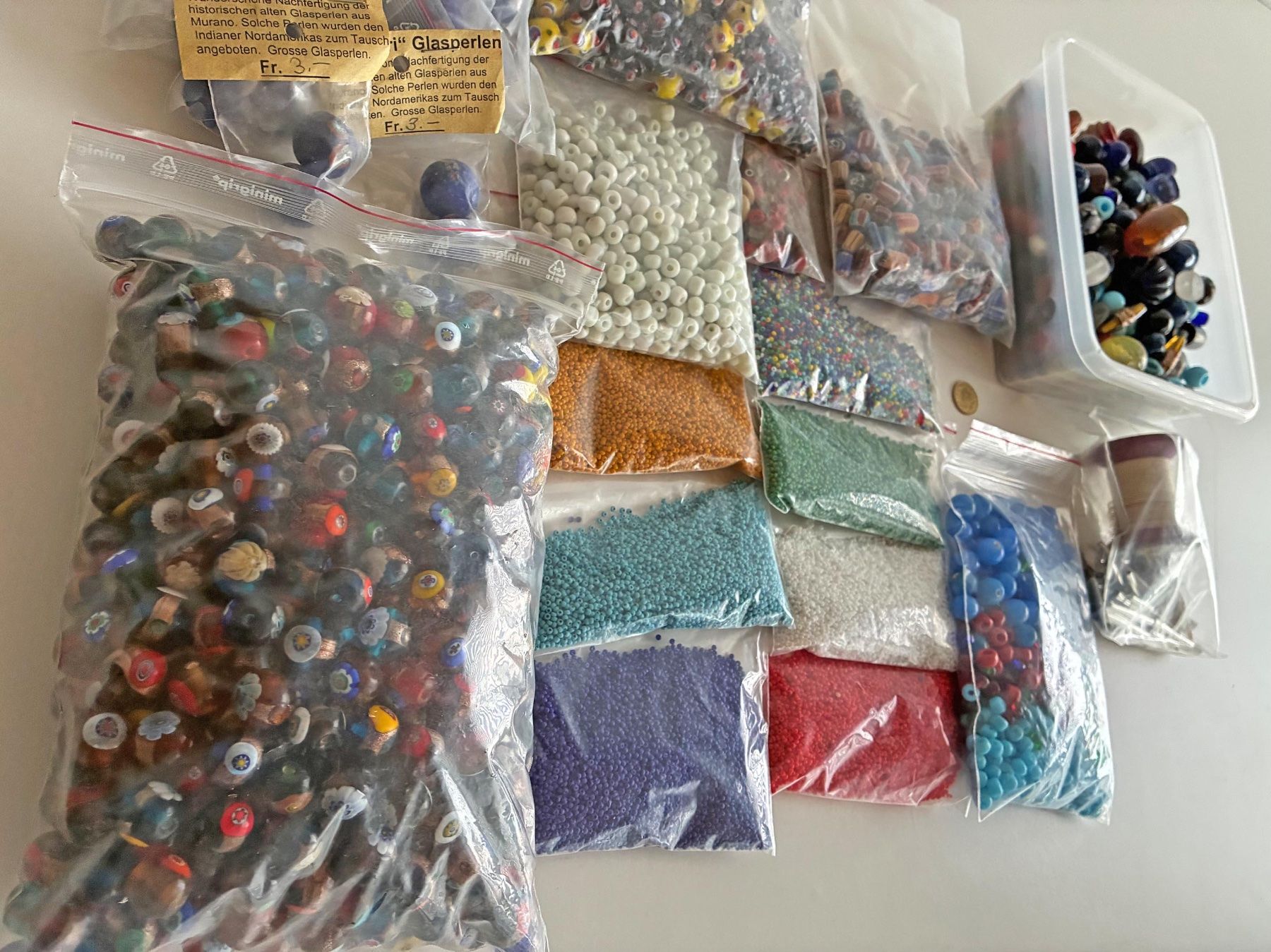 Perlen (unechte): Diverse Glasperlen – Gebraucht aus Bäretswil von robsonantik 5