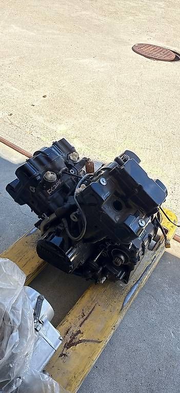 Moteurs: Honda VF750 Motor – D'occasion à Zell LU par .VR46.
