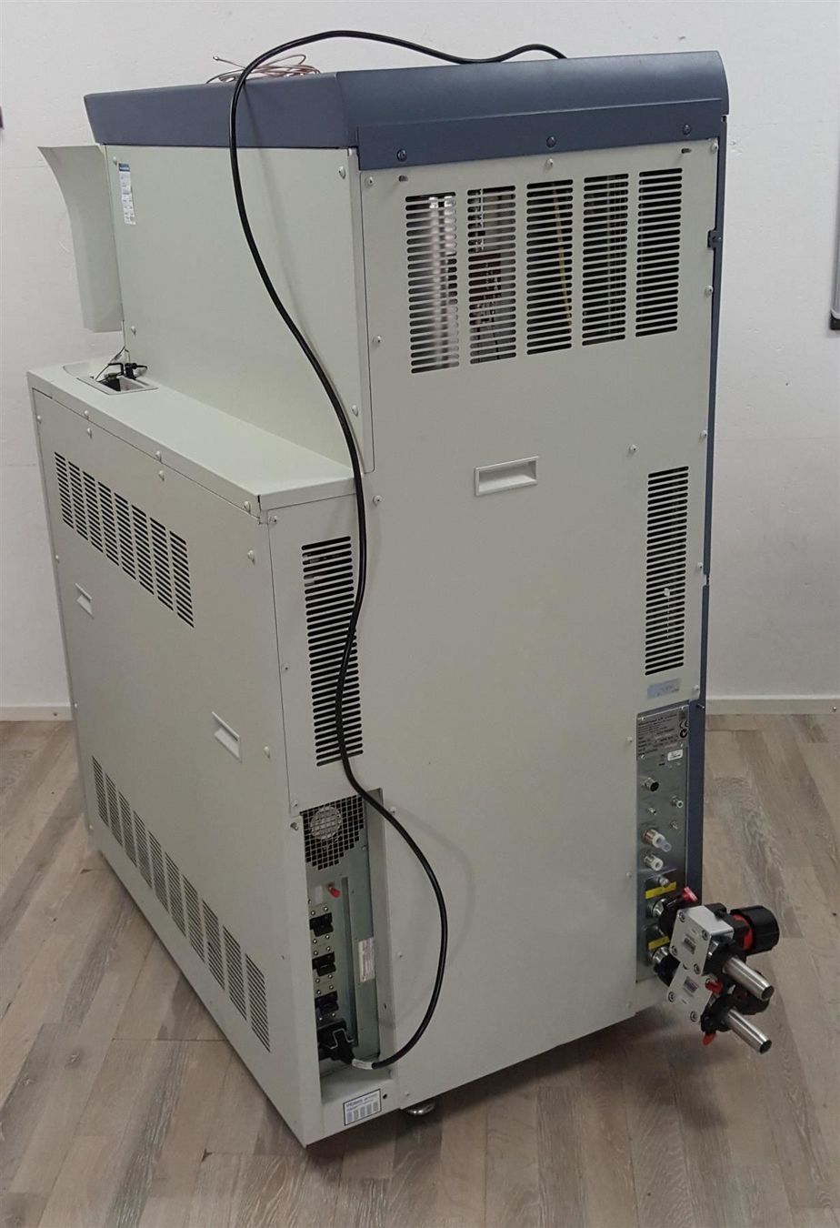 Accessori da laboratorio: Waters Micromass Q-Tof Premier – Usato da Niederdorf venduto da LeptonAG_Labor 3