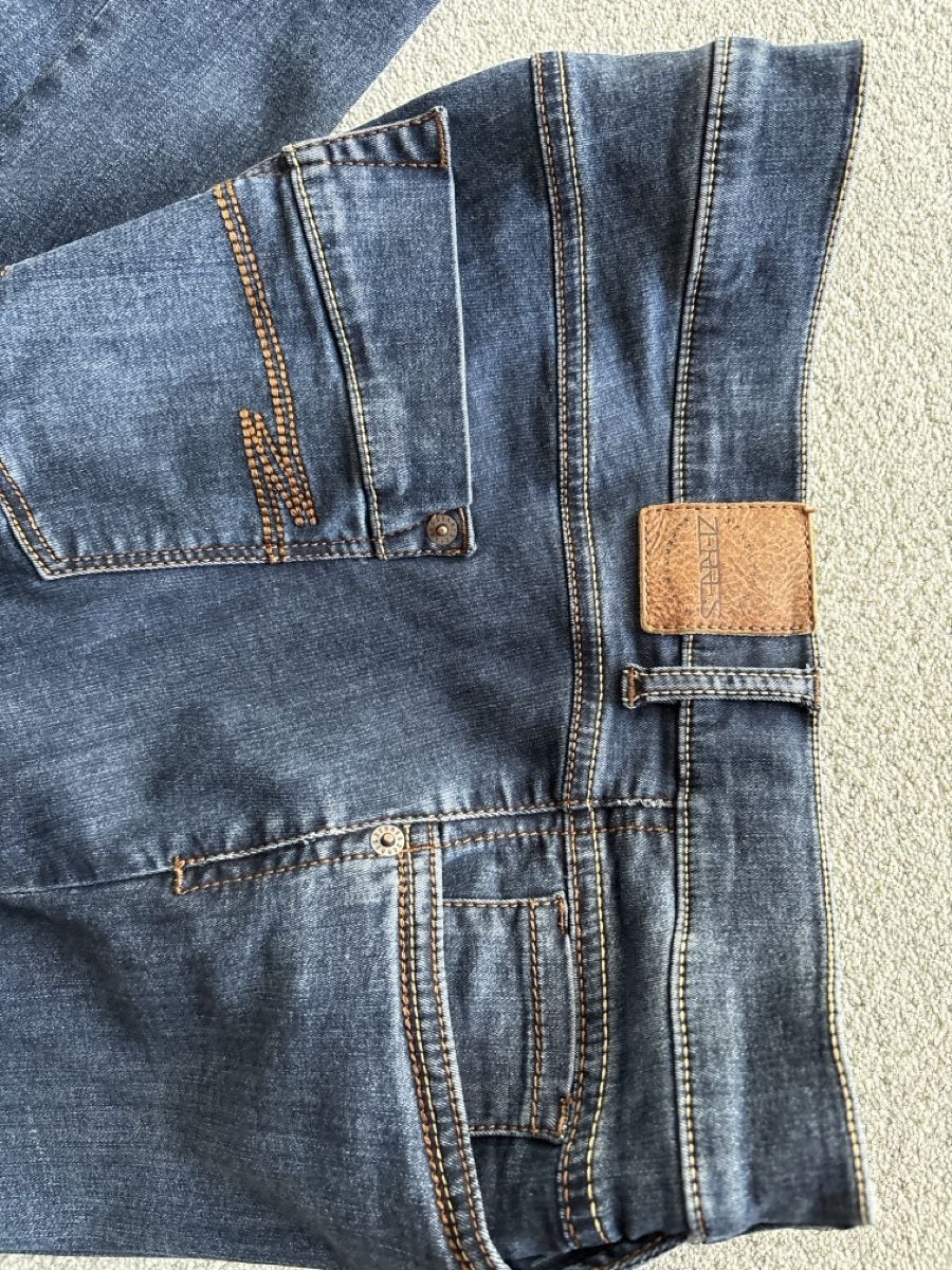 Jeans: Jeans Zerres sensational Gr 42 – Usato da Zofingen venduto da Relaxed43 1