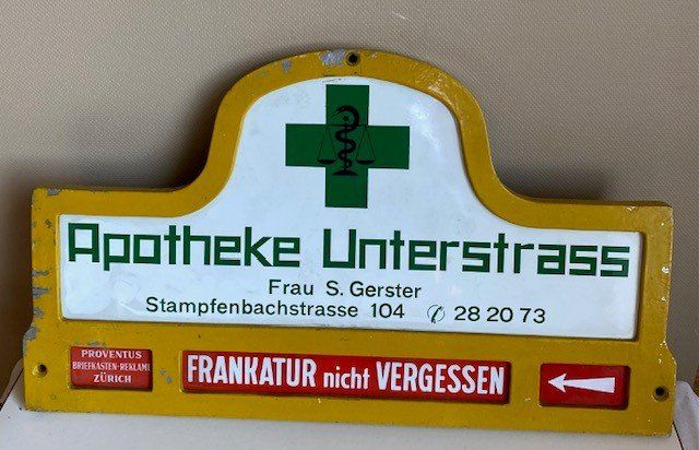 Insegne: Altes Apotheken-Schild "Unterstrasse" Emaille – Usato da Gersau venduto da pandabear01 1