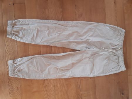 beige Hose, 158