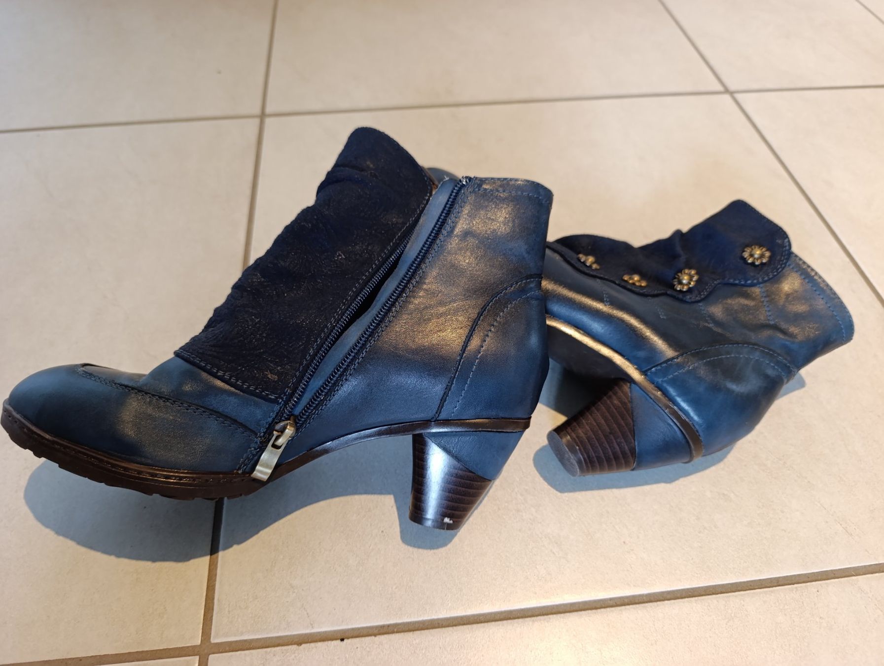 Scarpe da donna: Retro Stiefeletten – Usato da Frick venduto da atr_wf8r 2