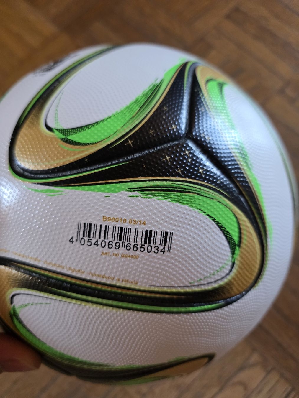 Adidas Bälle: Official Matchball WM 2014 – Gebraucht aus Feuerthalen von dan_6s9t 2