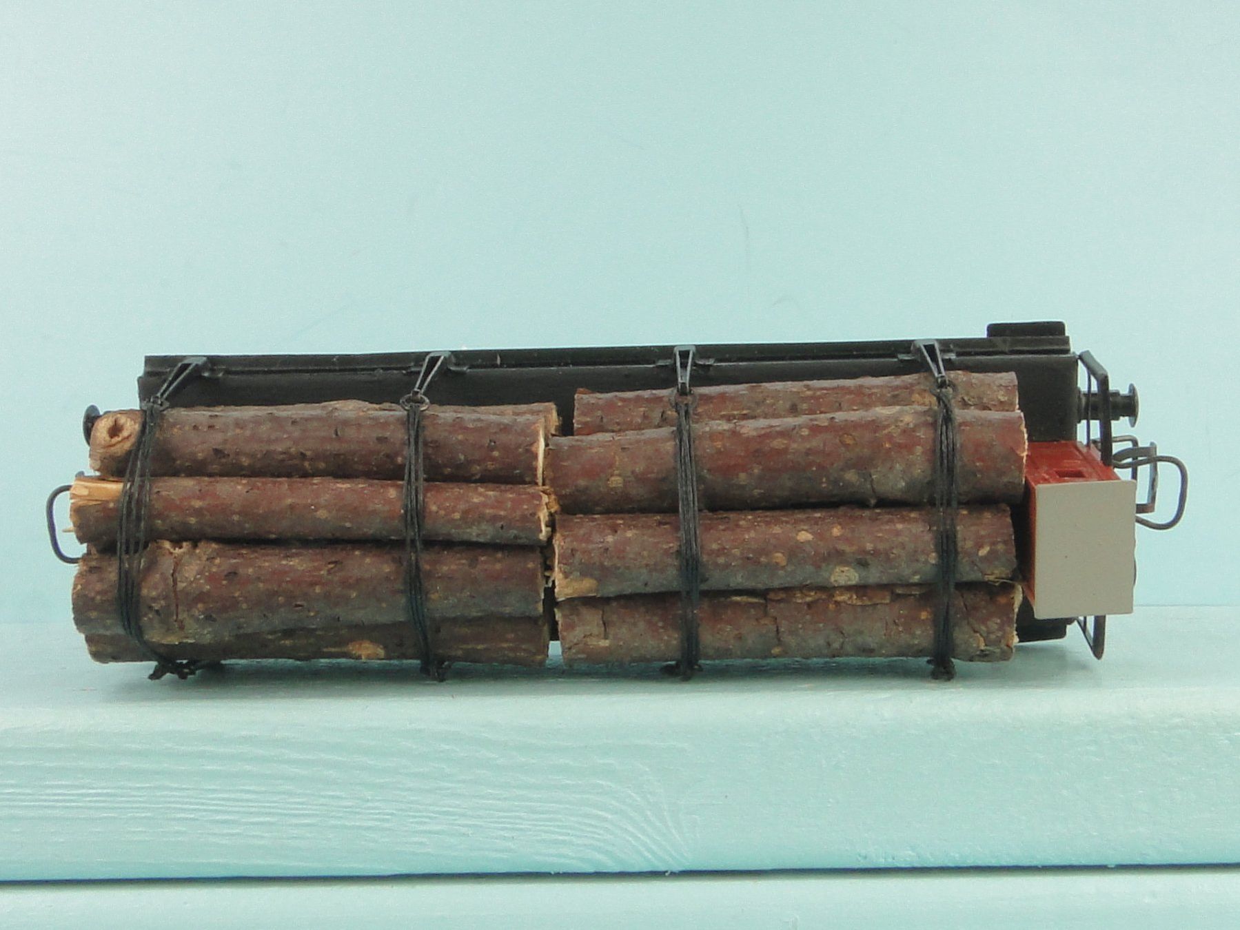 Märklin Modellini di ferrovie: Märklin/Eigenbau Flachwagen mit Holz beladen – Usato da Bülach venduto da cann11 3