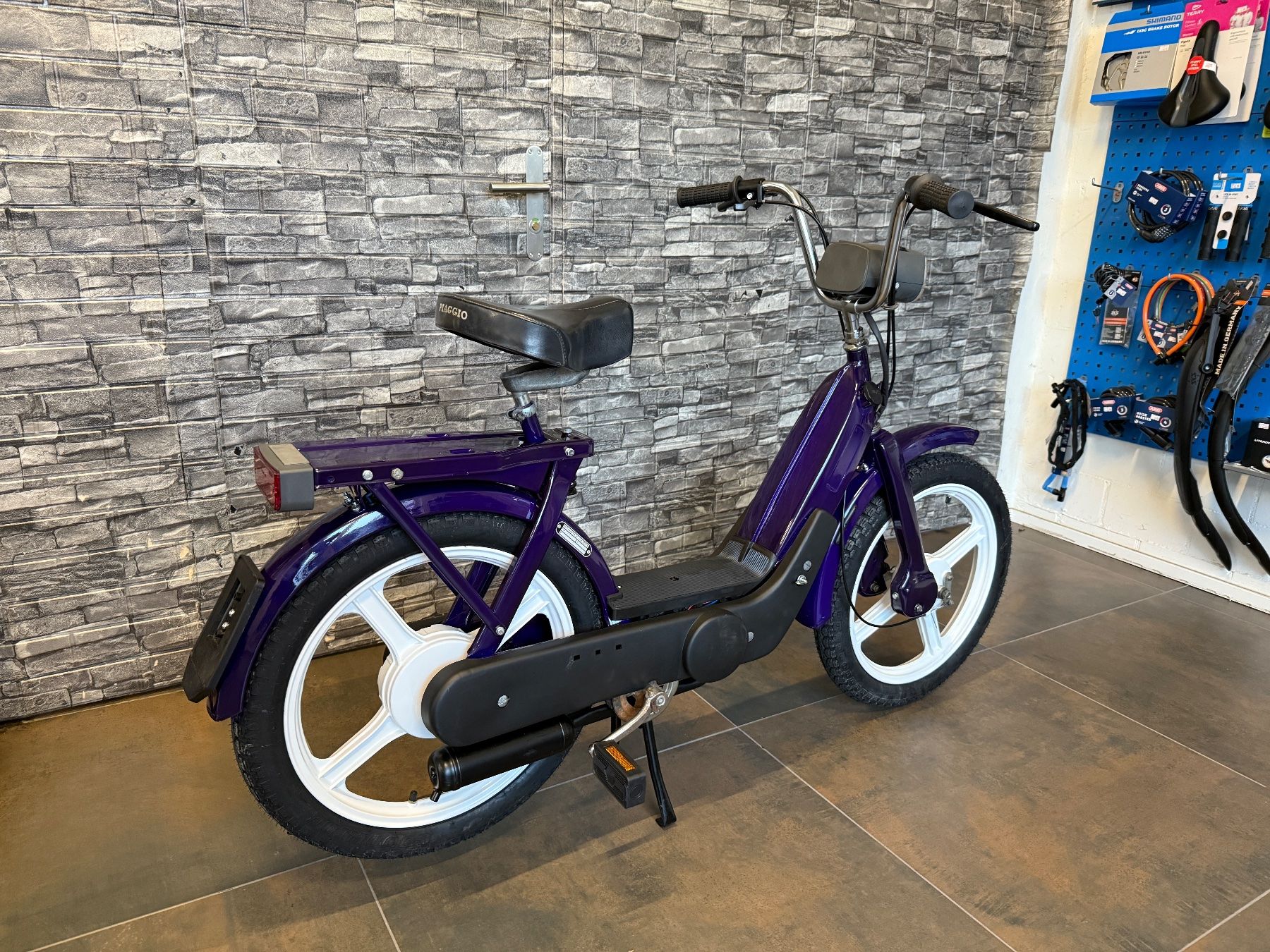 Piaggio Mofas: Piaggio Ciao Neuaufbau – Gebraucht aus Root von E.H.Velo 1
