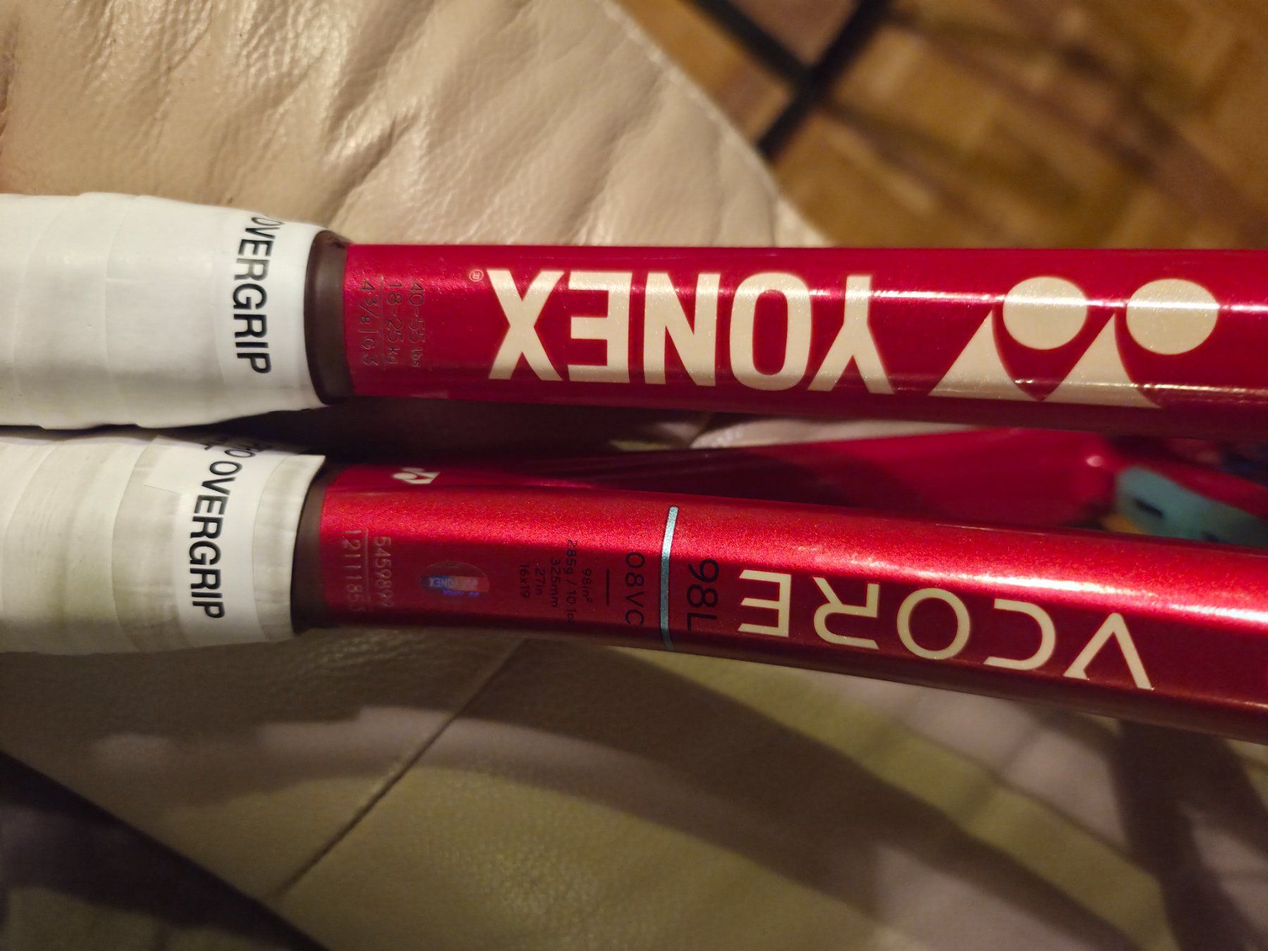 Yonex Schläger: Tennisschläger Yonex VCORE 98L 2 Stück – Gebraucht aus Escholzmatt von LP_Linkin_Park 2