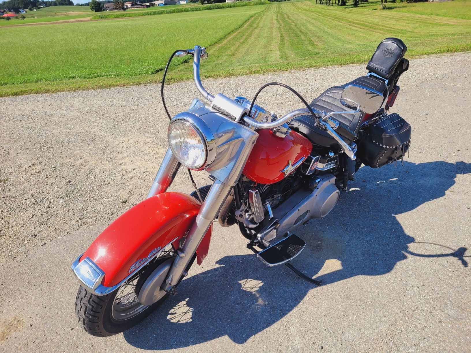 Harley-Davidson Touring: Early Shovel Harley Davidson 1967 – Usato da Weinfelden venduto da rofowe