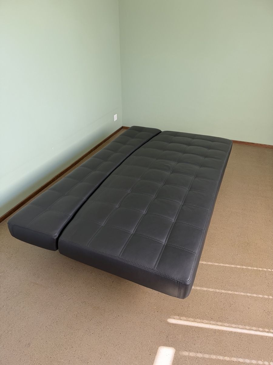 Divani: Bett Sofa Pierrot Möbel Pfister – Usato da Wald ZH venduto da Amoo