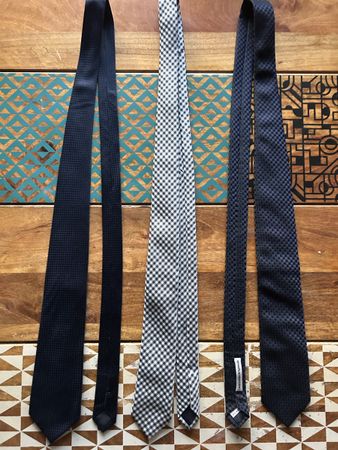 3 Herren Krawatten Set blau schwarz kariert gemustert