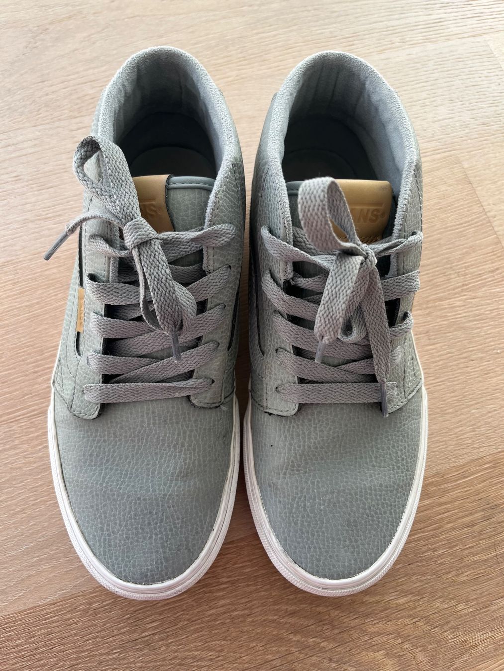 Vans Scarpe da uomo: Chaussures VANS p.40 – Usato da Corteglia venduto da Lalapimpi
