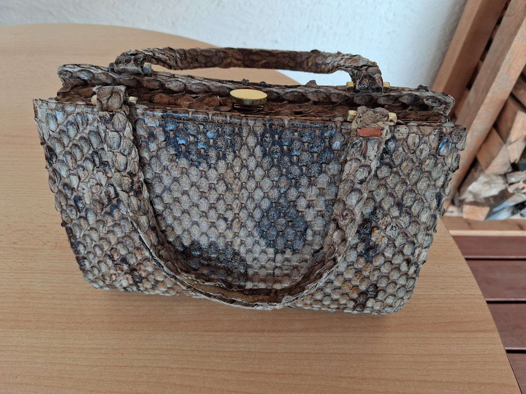 Tasche aus Rochenleder (Galuchat/Shagreen), (Gebraucht) in Zumikon für ...