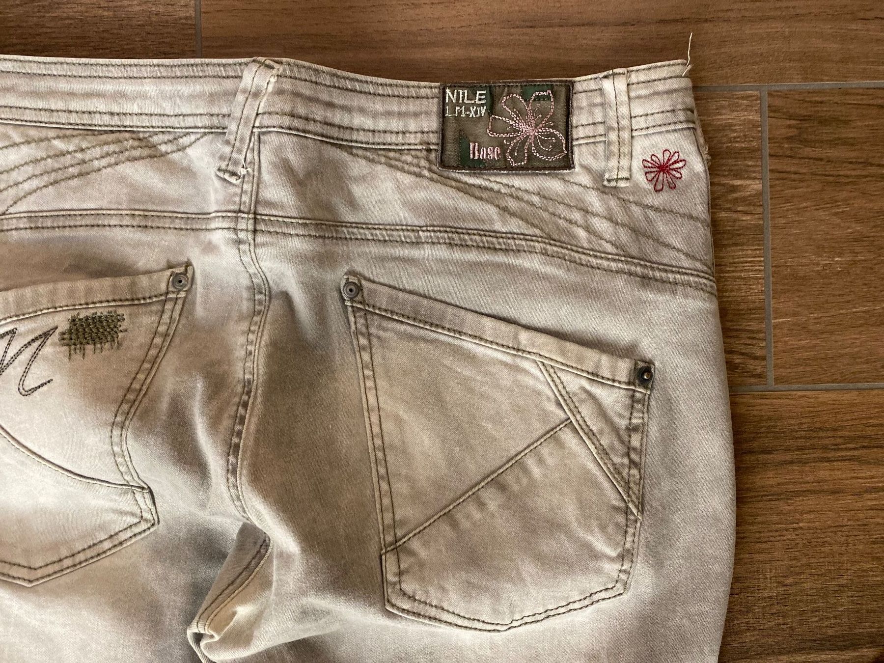 Nile Jeans: Nile Jeans hellgrau Gr. L – Usato da Pratteln venduto da a23_j2gs 3