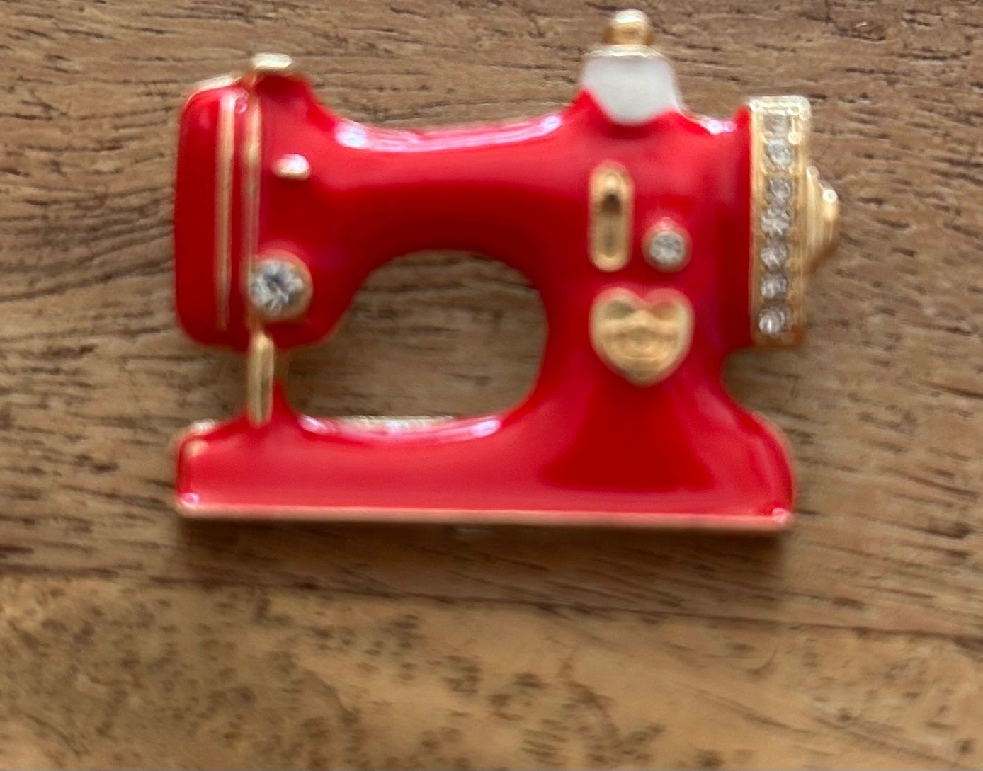 Placchette & Badge: Pin / Brosche Nähmaschine – Nuovo e nell'imballaggio originale da Geneve venduto da vane267