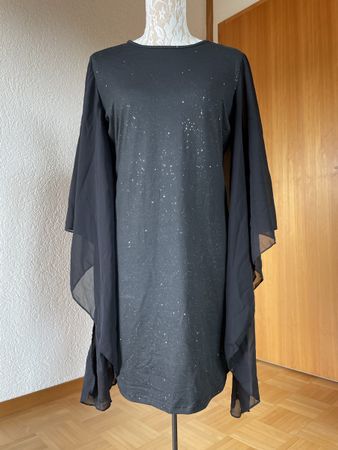Nr 90 Kleid L Schwarz mit Chiffon Ärmeln neu ohne Etikett