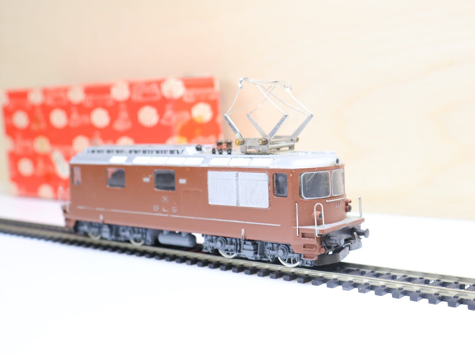 Hag Modellini di ferrovie: HAG BLS Re 4/4 E-Lok - H0 DC – Usato da Winterthur venduto da Monstera 3