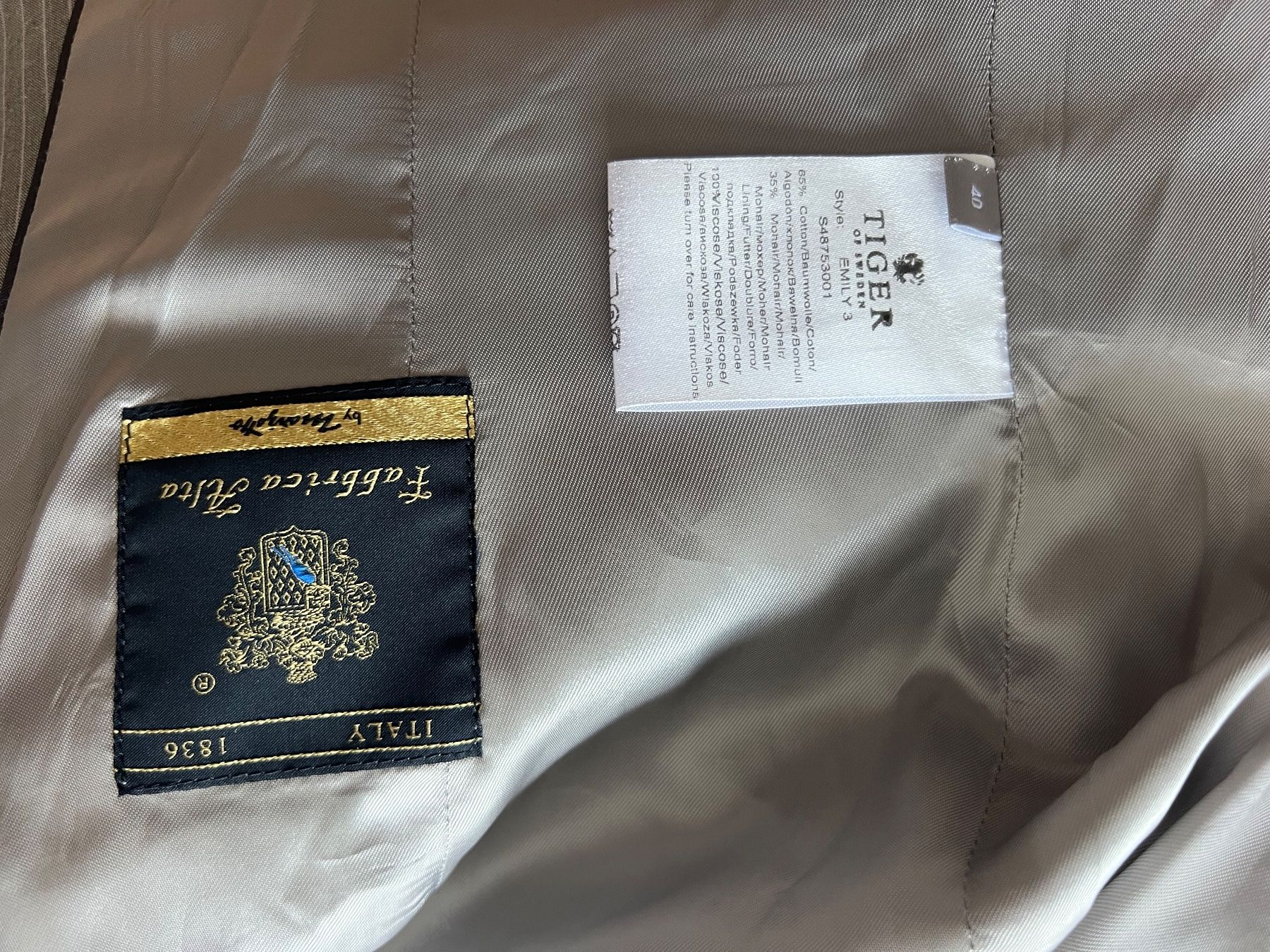 Completi & Tailleur: Costume tailleur T38/40 – Nuovo (secondo la descrizione) da Crans-Montana venduto da lyn_gm97 1