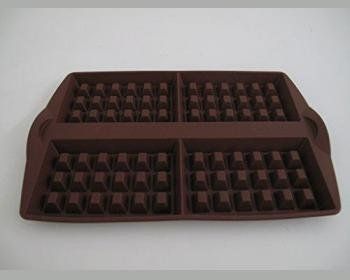 Tupperware Moules à gâteaux: Tupperware, moule en silicone, Waffelform/ gauffre – Neuf avec emballage d'origine à Lussery-Villars par pousinete02 2