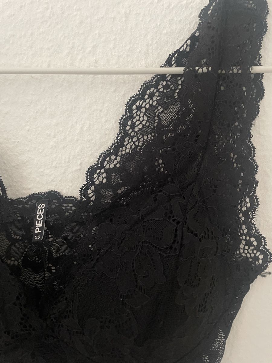 Tops: Schwarzes Spitzen-Bralette – Neu (gemäss Beschreibung) aus Ettingen von ale_q6zz 2