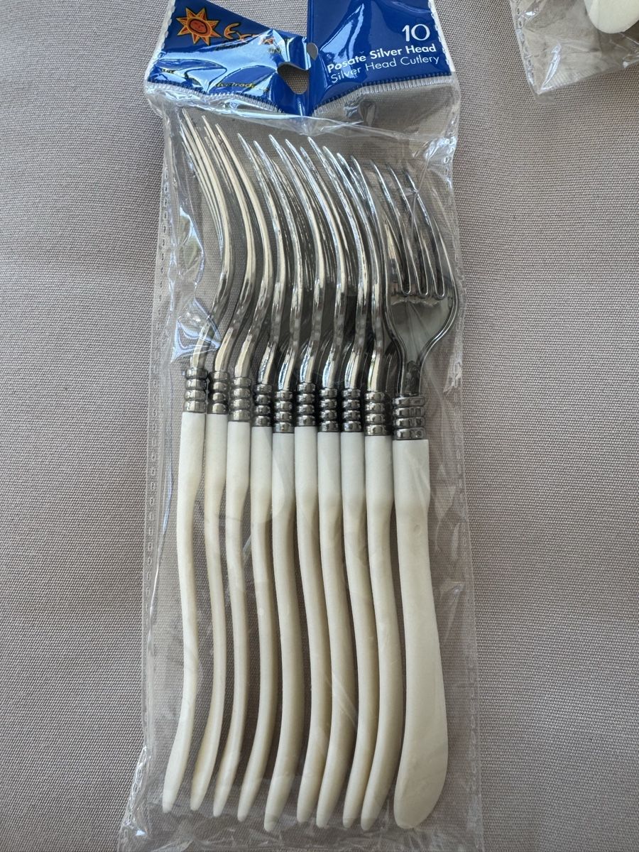 Set di posate: Besteck Sets mit elfenbeinfarbenen Griff neu. – Nuovo e nell'imballaggio originale da Zürich venduto da Flo021000 4