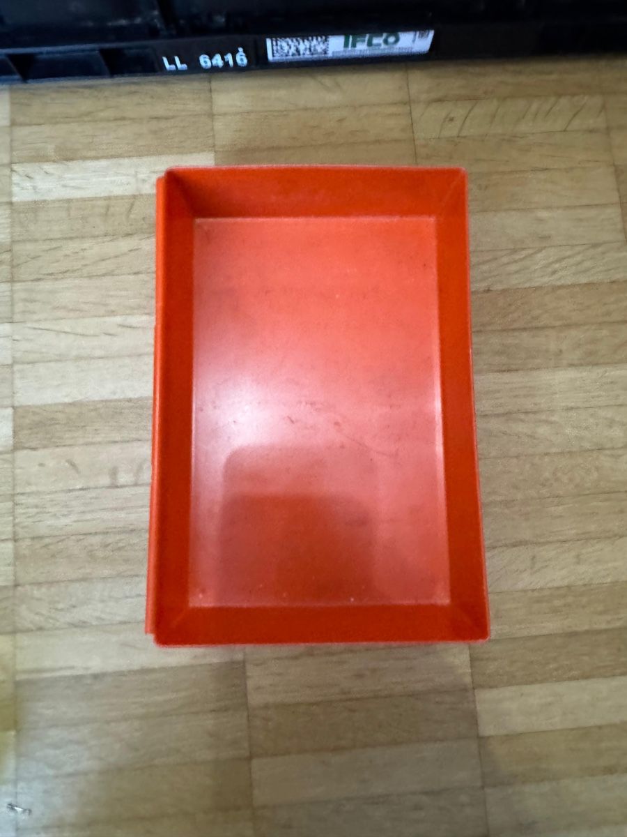 Contenitori & Simili: Cassa in plastica arancione, multiuso, robusta – Usato da Viganello venduto da Lolland_7 1