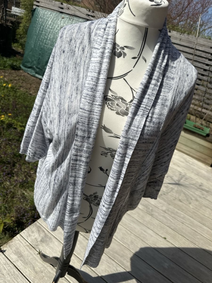 Opus Jacken: Opus Strickjacke, Gr. M, blau-meliert – Gebraucht aus Watt von apfel70rot