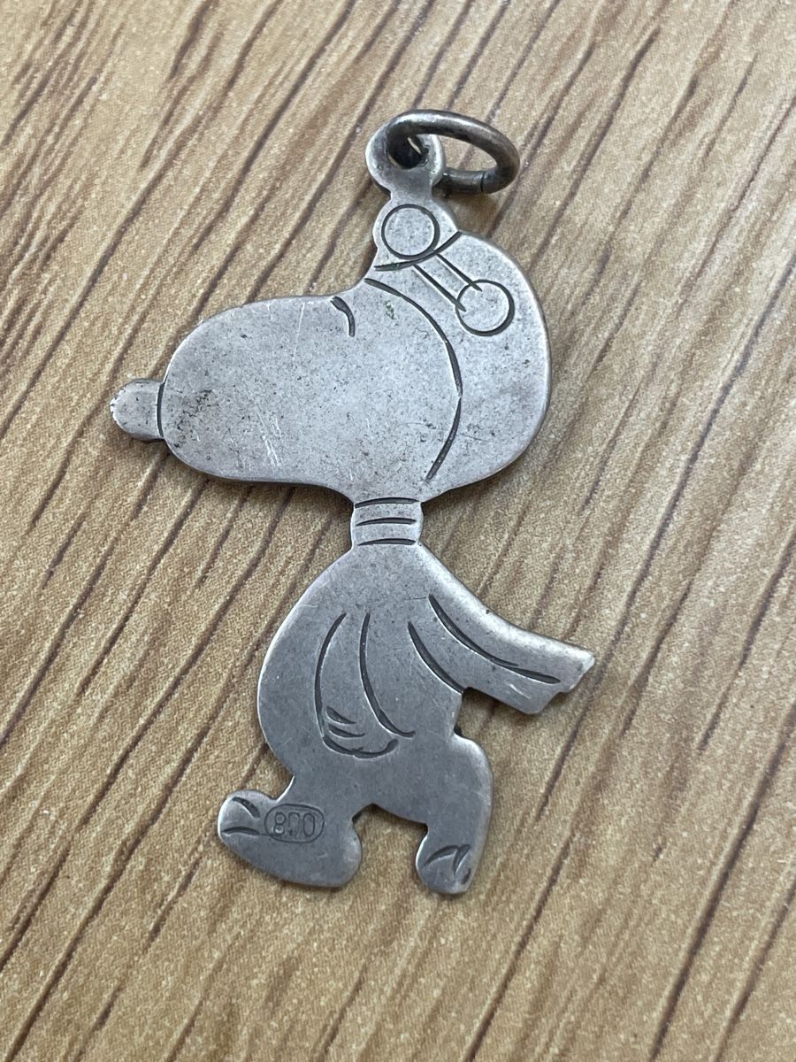 Ciondoli: pendentif Snoopy en argent 800 Vintage – Usato da Montreux venduto da Pipo7878