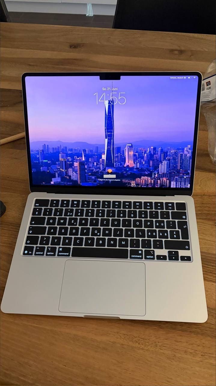 Apple Notebook: Apple MacBook Air 13“ M4 16GB RAM silber – Usato da Niederwangen BE venduto da OmarFresh