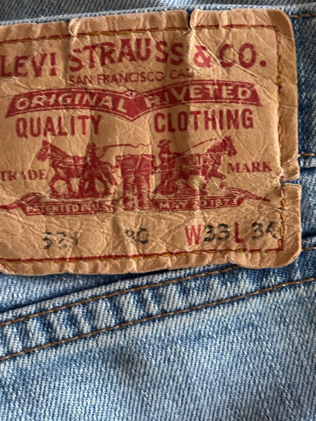 Levi's Jeans: Jeans bleu clair Levi's – Usato da Grand-Lancy venduto da hip_2rbd 4