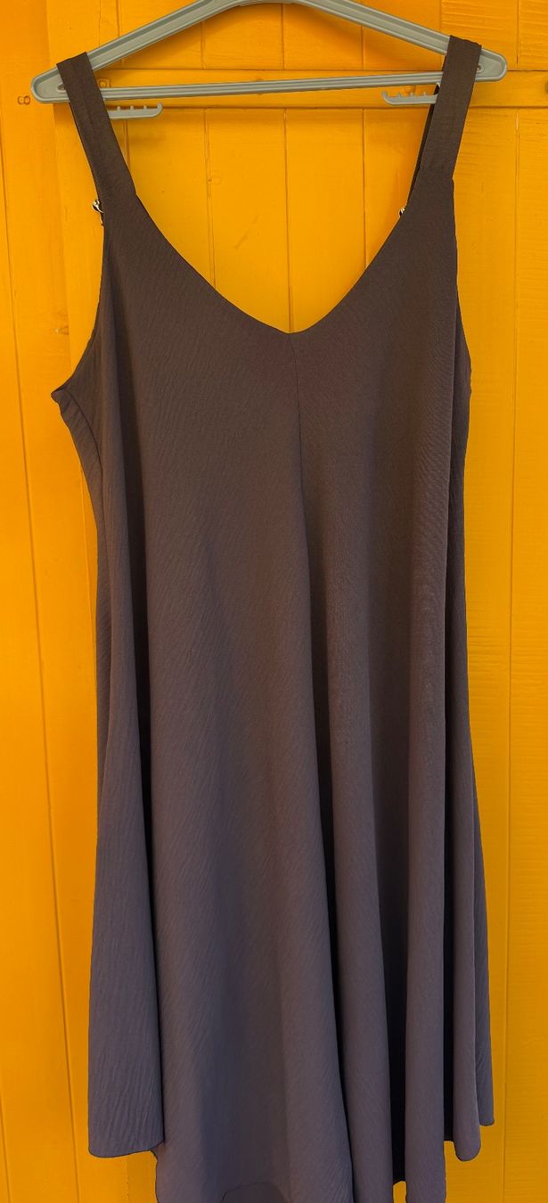 Kleider: Braunes Kleid / Gr. XL – Gebraucht aus Zermatt von cacador 1