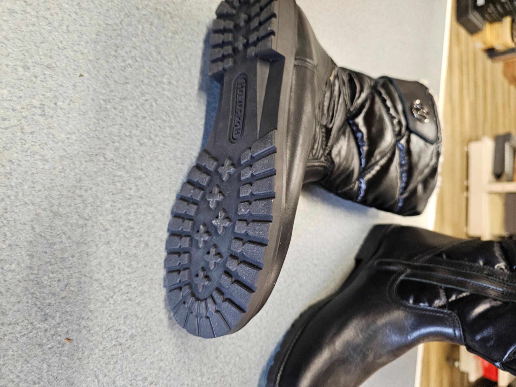 Helvesko Chaussures femmes: Helvesko – Neuf avec emballage d'origine à Möhlin par Highwaytom 2