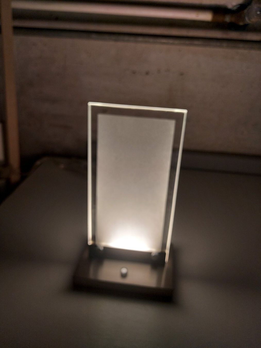 Lampes: KLEINE GLAS TISCHLEUCHTE LED – Neuf (Voir description) à Zeiningen par elcanaja 2