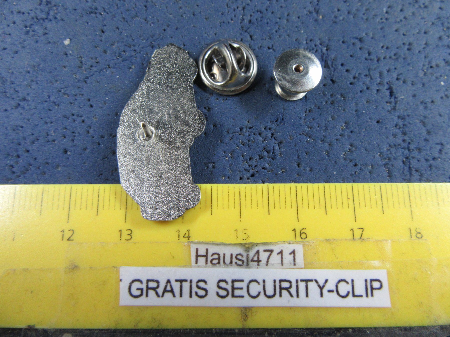 Fiat Placchette & Badge: FIAT TEMPRA AUTO PIN GLASIERT MIT SECURITY-CLIP – Usato da Ettingen venduto da Hausi4711 2